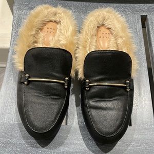 A New Day Womens 6.5 Black Faux Fur Lined Horsebit Slip On Mules Slides Loafer